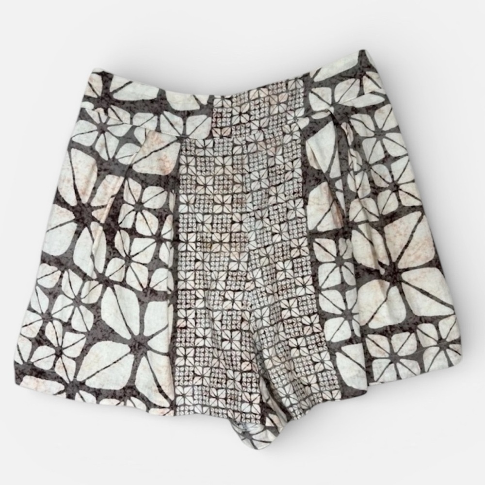 Karlie Shorts Womens Size Large Brown Beige High Waisted Pleated Batik Boho